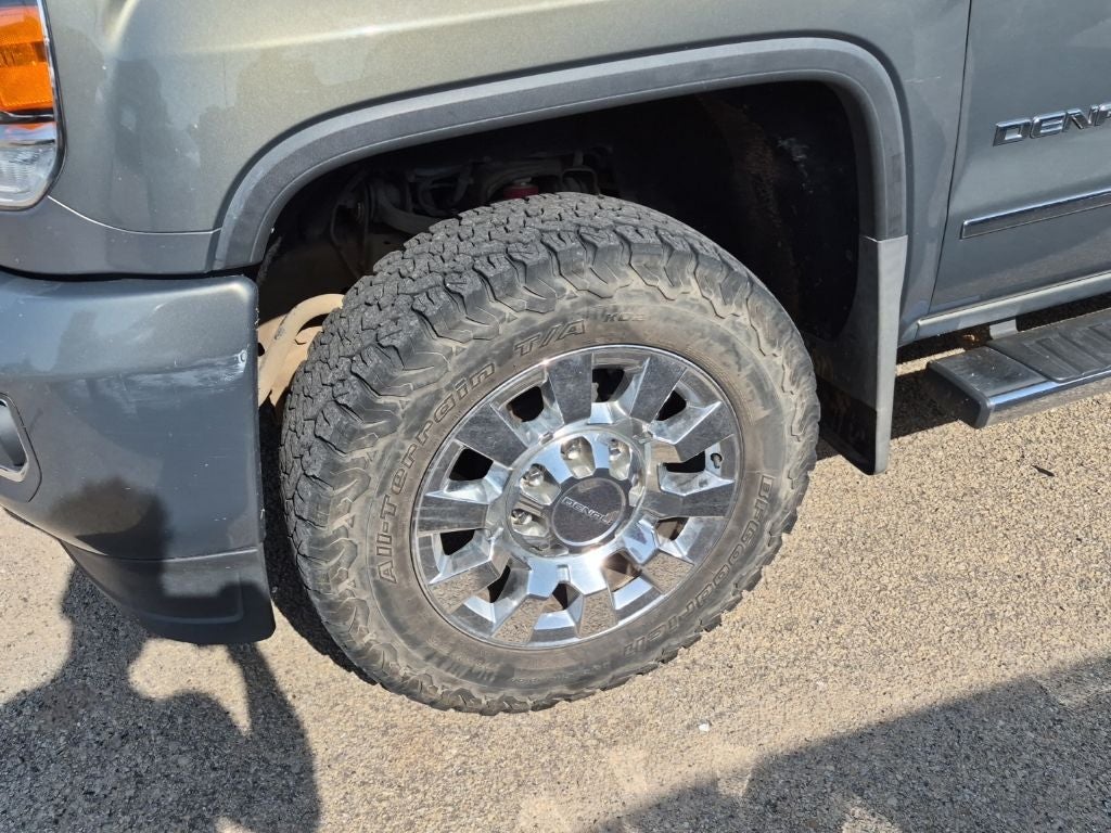 2017 GMC Sierra 2500HD Denali