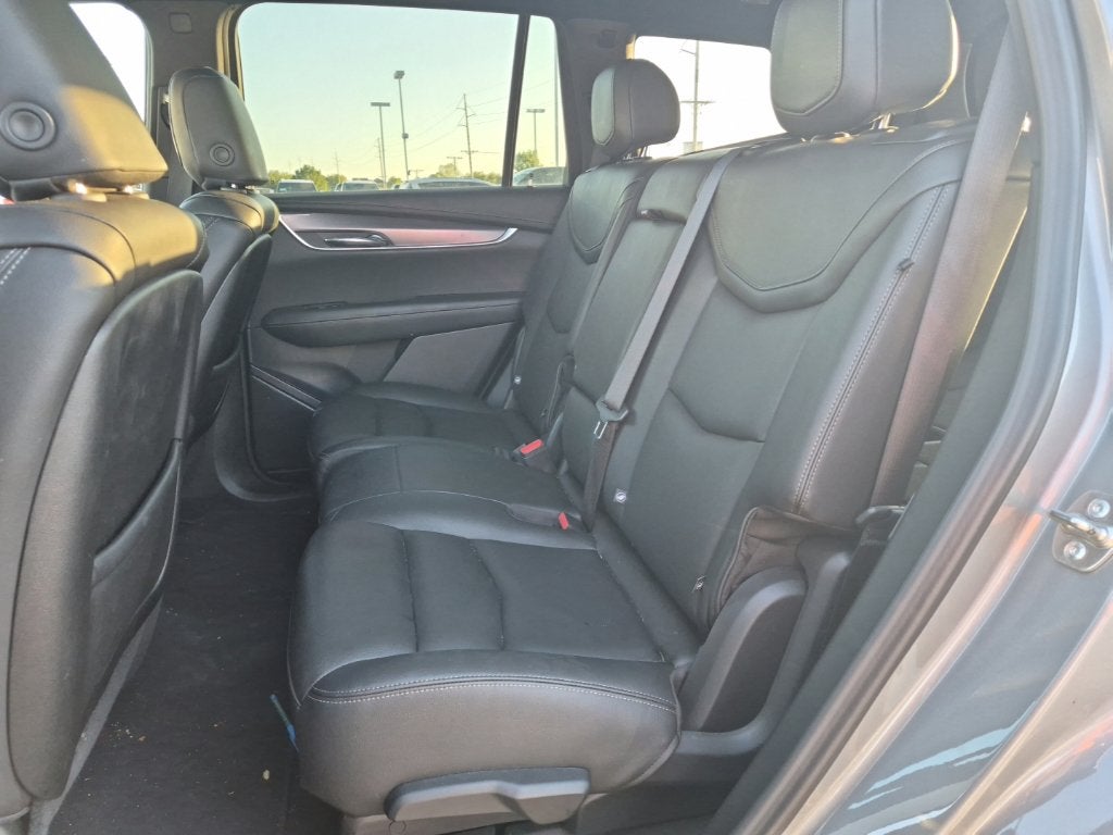 2024 Cadillac XT6 Luxury