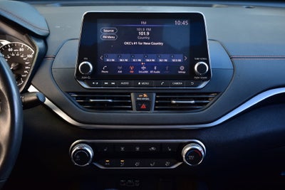 2022 Nissan Altima 2.5 SR