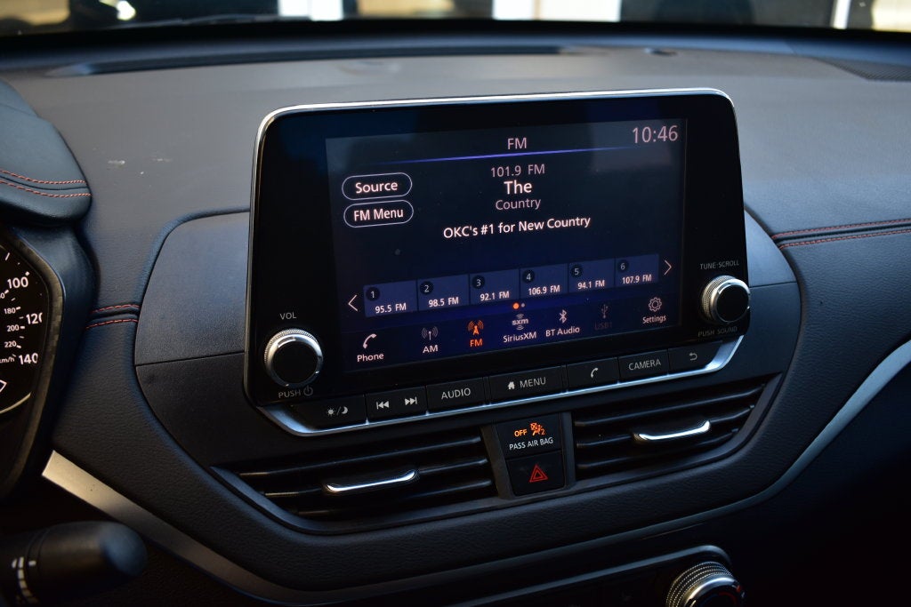 2022 Nissan Altima 2.5 SR