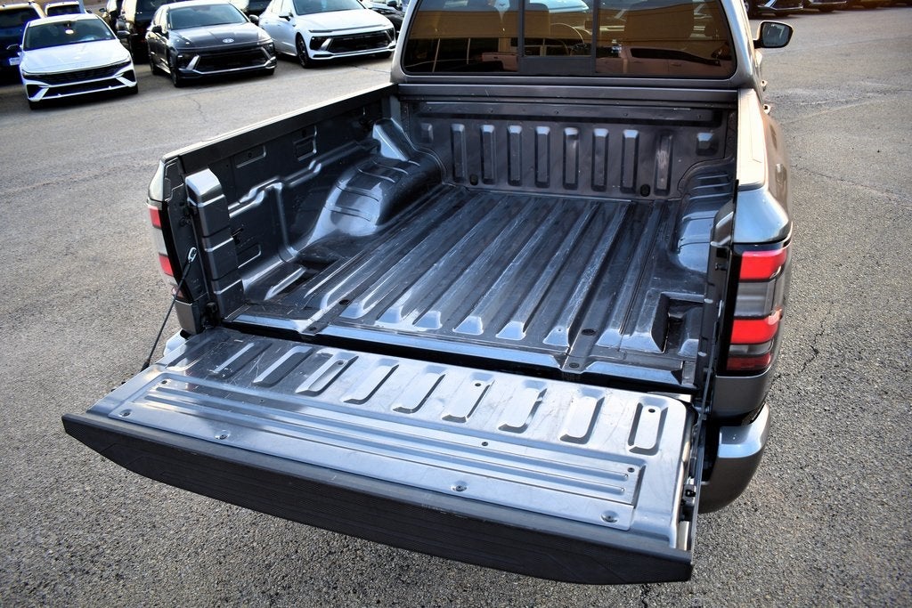 2022 Nissan Frontier SV Crew Cab 4x4