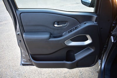 2022 Nissan Frontier SV Crew Cab 4x4