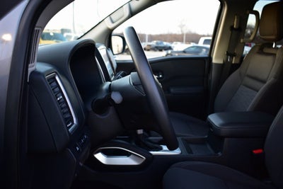 2022 Nissan Frontier SV Crew Cab 4x4