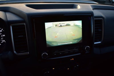 2022 Nissan Frontier SV Crew Cab 4x4