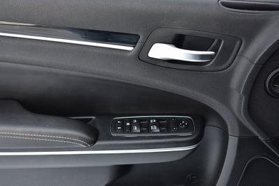 2018 Chrysler 300 S AWD