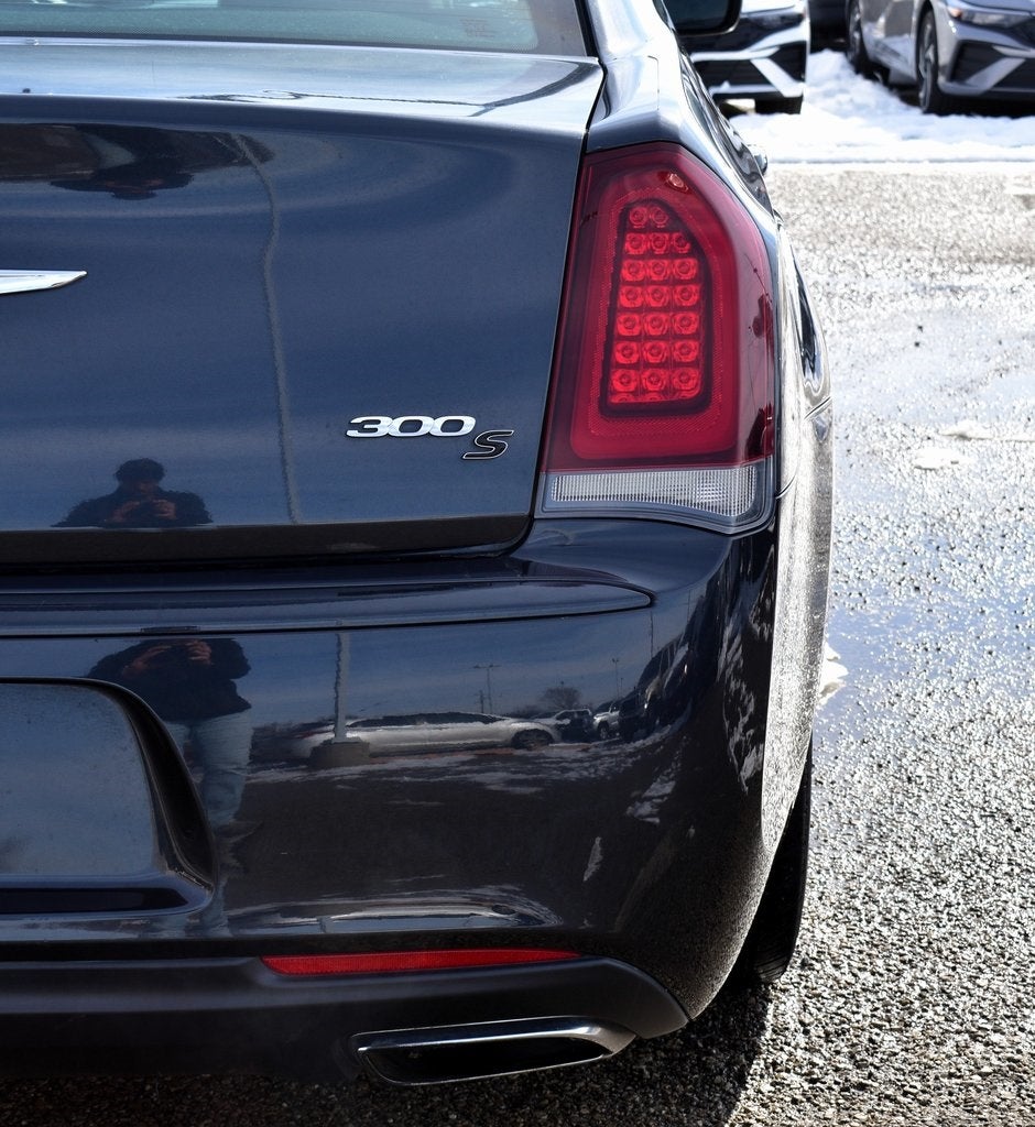 2018 Chrysler 300 S AWD