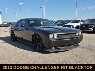 2013 Dodge Challenger R/T w/Blacktop Pkg