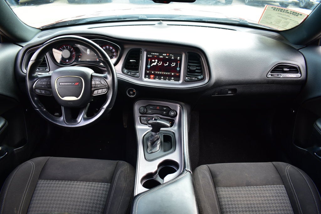 2023 Dodge Challenger SXT