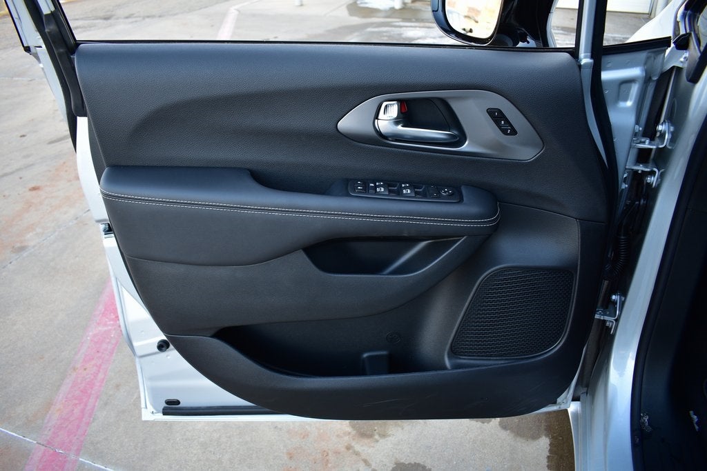 2026 Chrysler Pacifica Select S