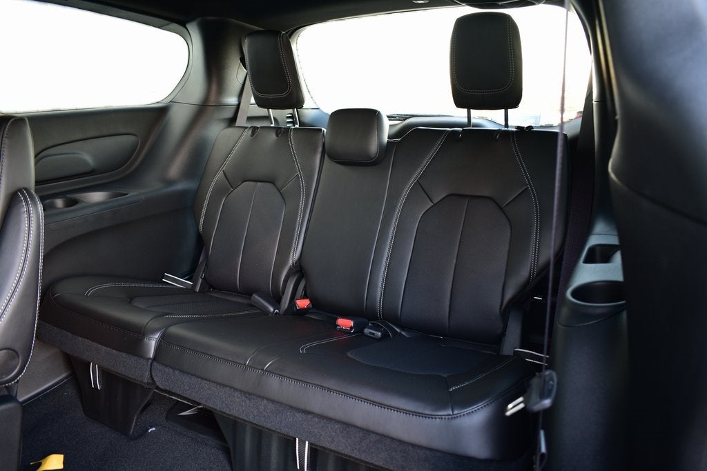 2026 Chrysler Pacifica Select S