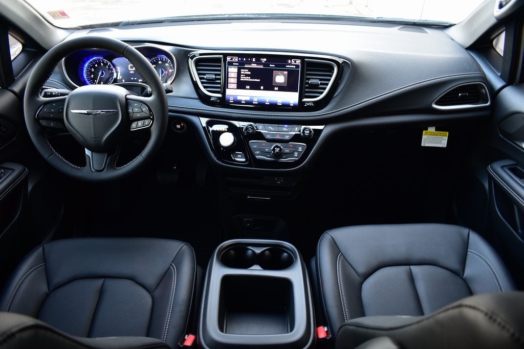 2026 Chrysler Pacifica Select S