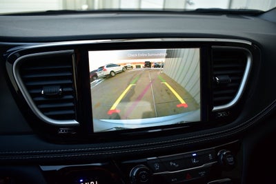 2026 Chrysler Pacifica Select S