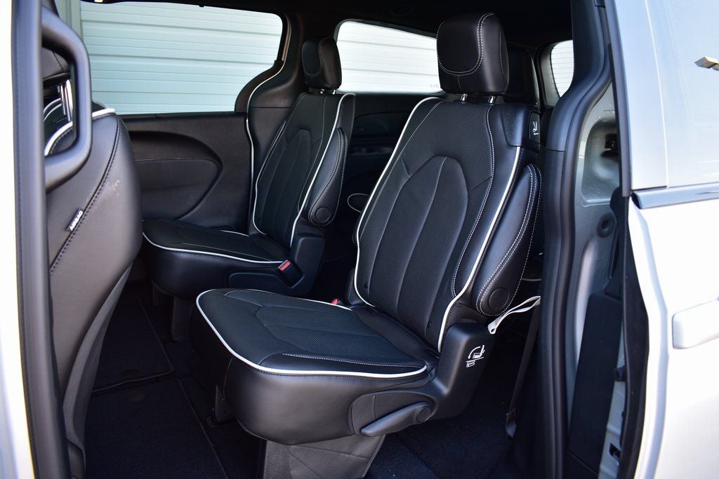 2026 Chrysler Pacifica Limited S