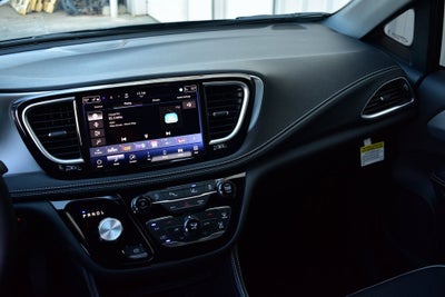 2026 Chrysler Pacifica Limited S