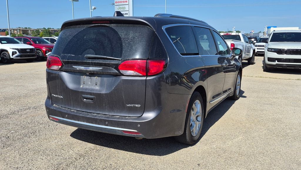 2020 Chrysler Pacifica Limited