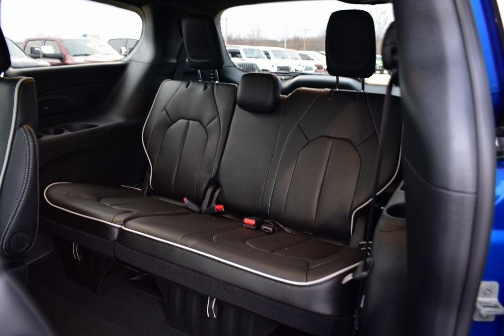 2026 Chrysler Pacifica Limited S