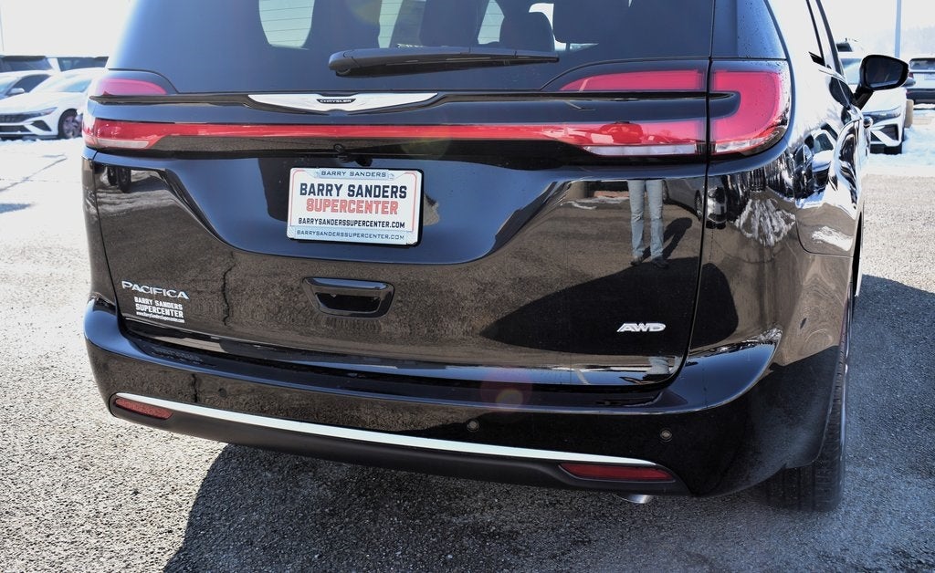 2026 Chrysler Pacifica Pinnacle AWD