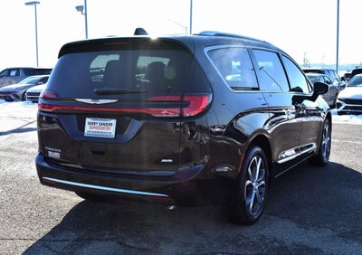 2026 Chrysler Pacifica Pinnacle AWD