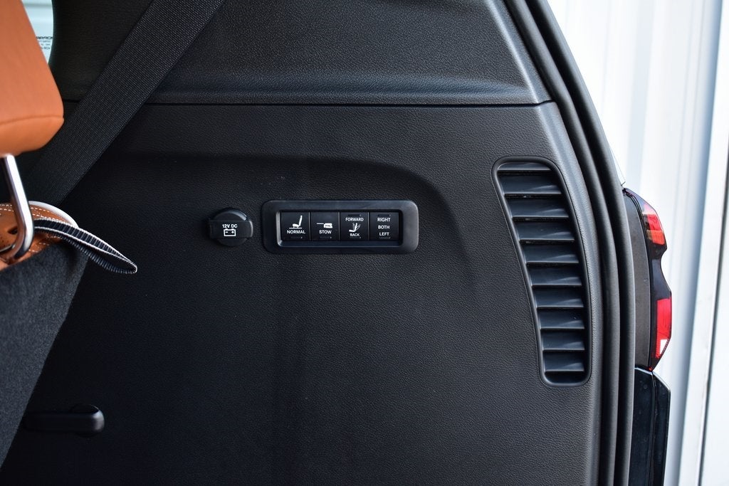 2026 Chrysler Pacifica Pinnacle AWD