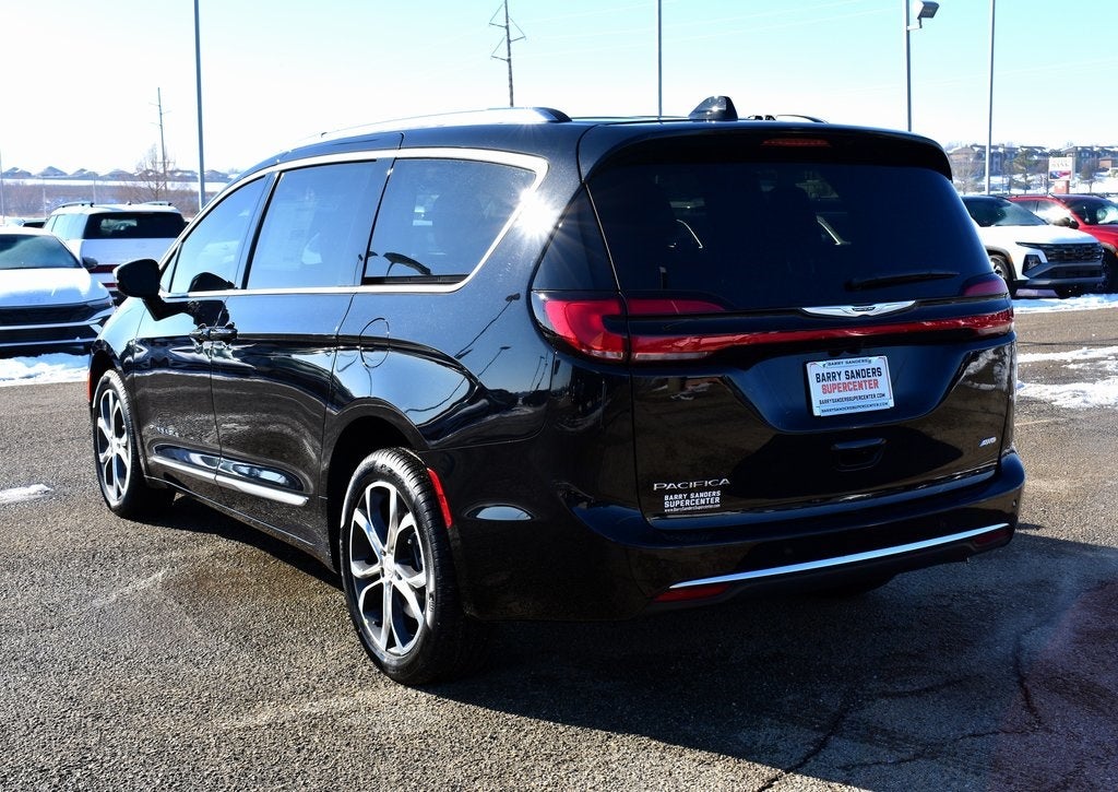 2026 Chrysler Pacifica Pinnacle AWD