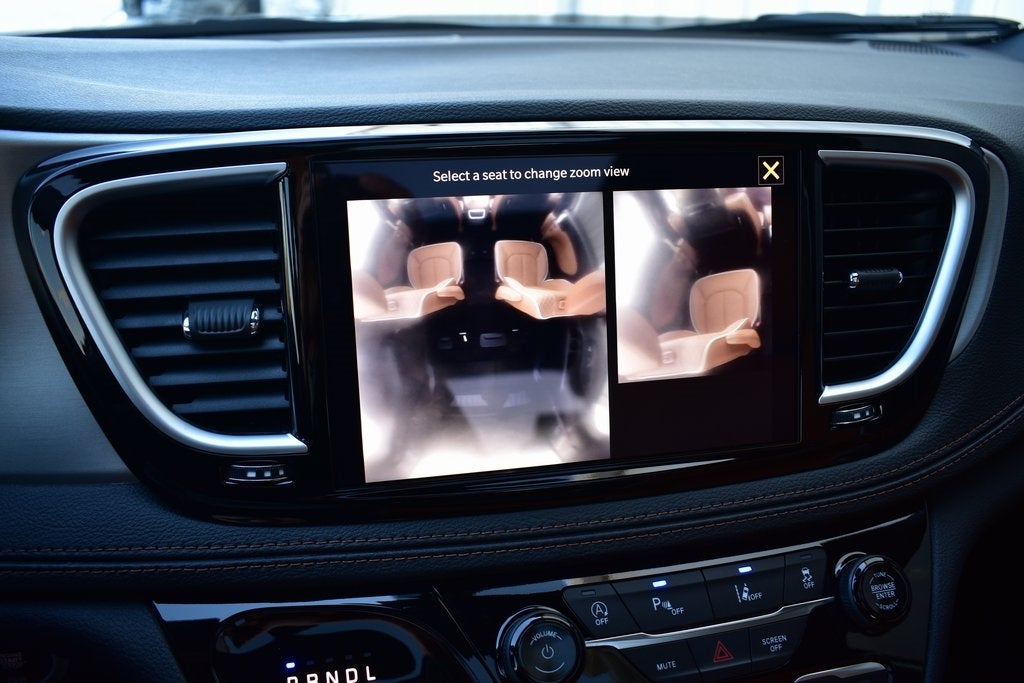 2026 Chrysler Pacifica Pinnacle AWD