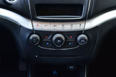 2020 Dodge Journey SE