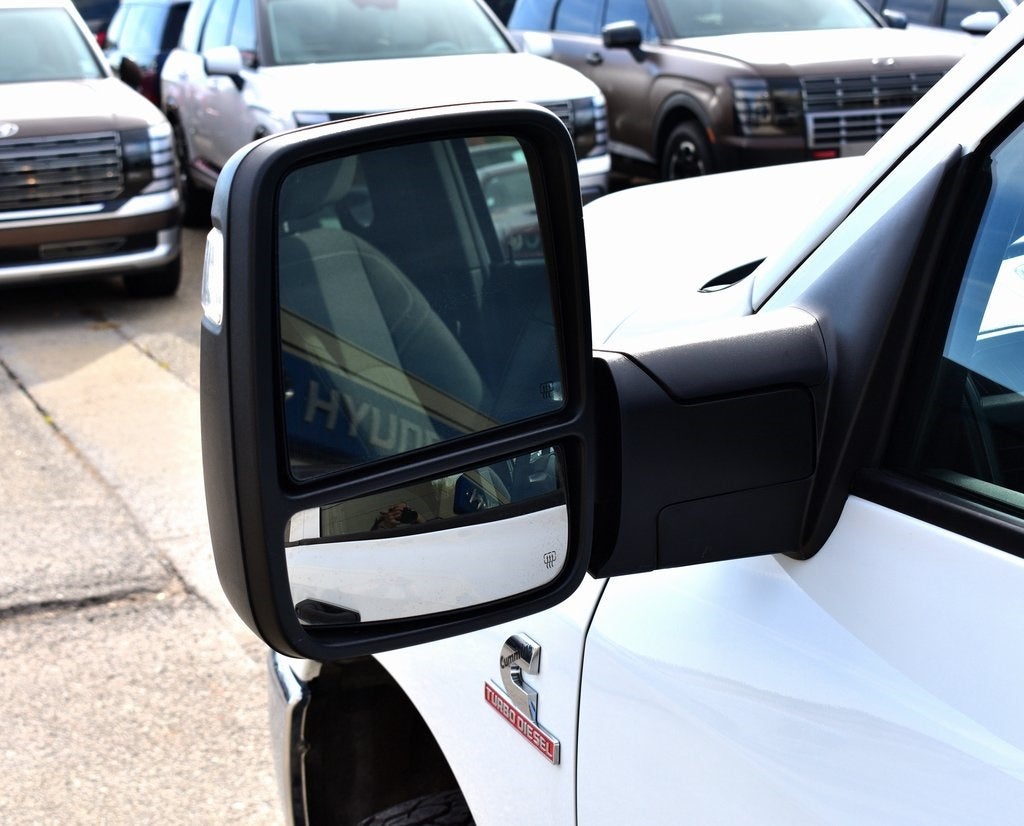 2023 RAM 3500 Tradesman Crew Cab 4x4 SRW