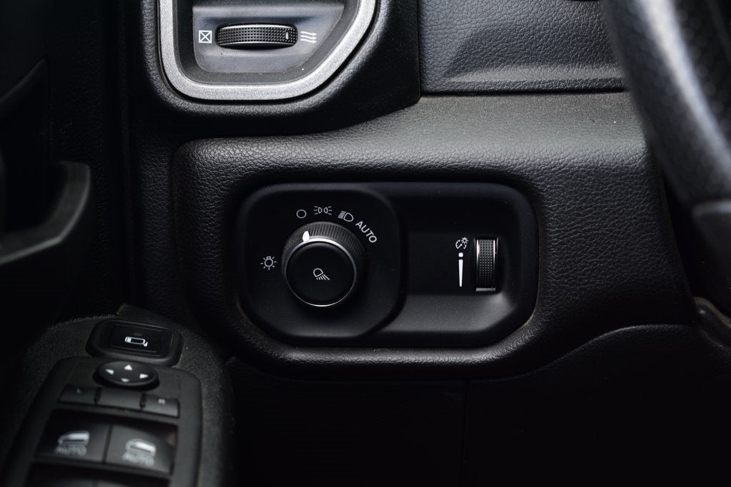 2023 RAM 3500 Tradesman Crew Cab 4x4 SRW