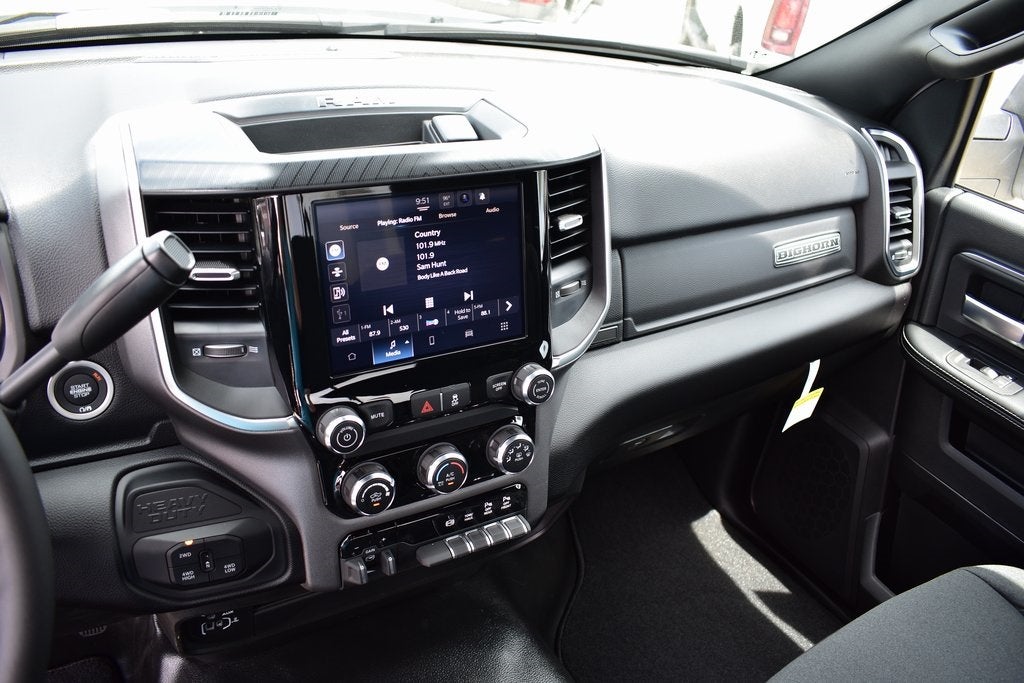 2025 RAM 2500 Big Horn Regular Cab 4x4 8' Long Box