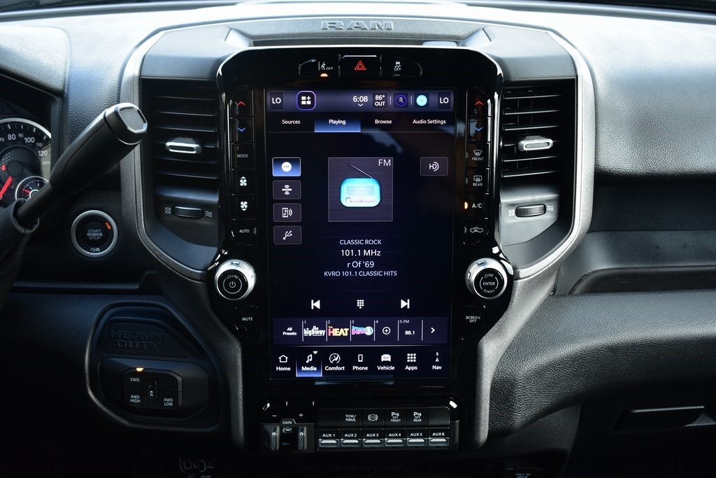 2025 RAM 2500 Tradesman Crew Cab 4x4 6'4" Box