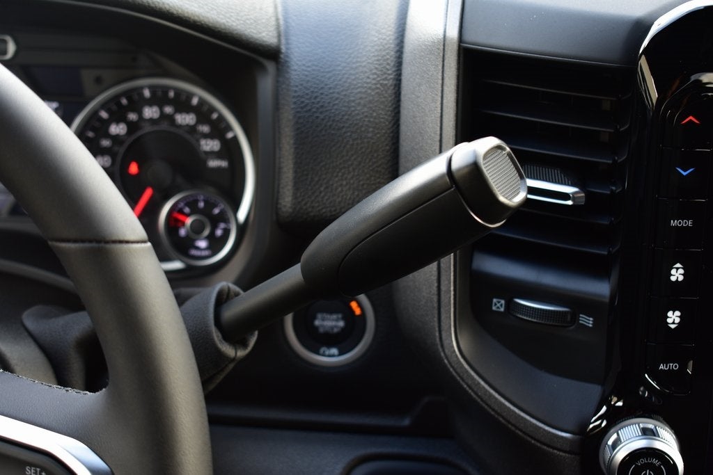 2025 RAM 2500 Tradesman Crew Cab 4x4 6'4" Box