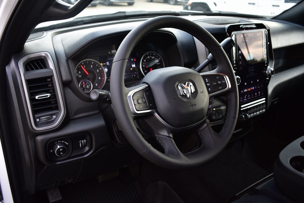 2025 RAM 2500 Tradesman Crew Cab 4x4 6'4" Box