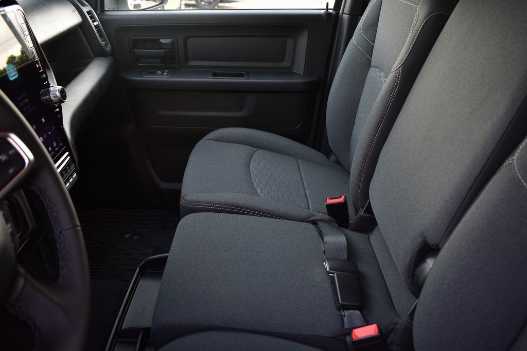 2025 RAM 2500 Tradesman Crew Cab 4x4 6'4" Box