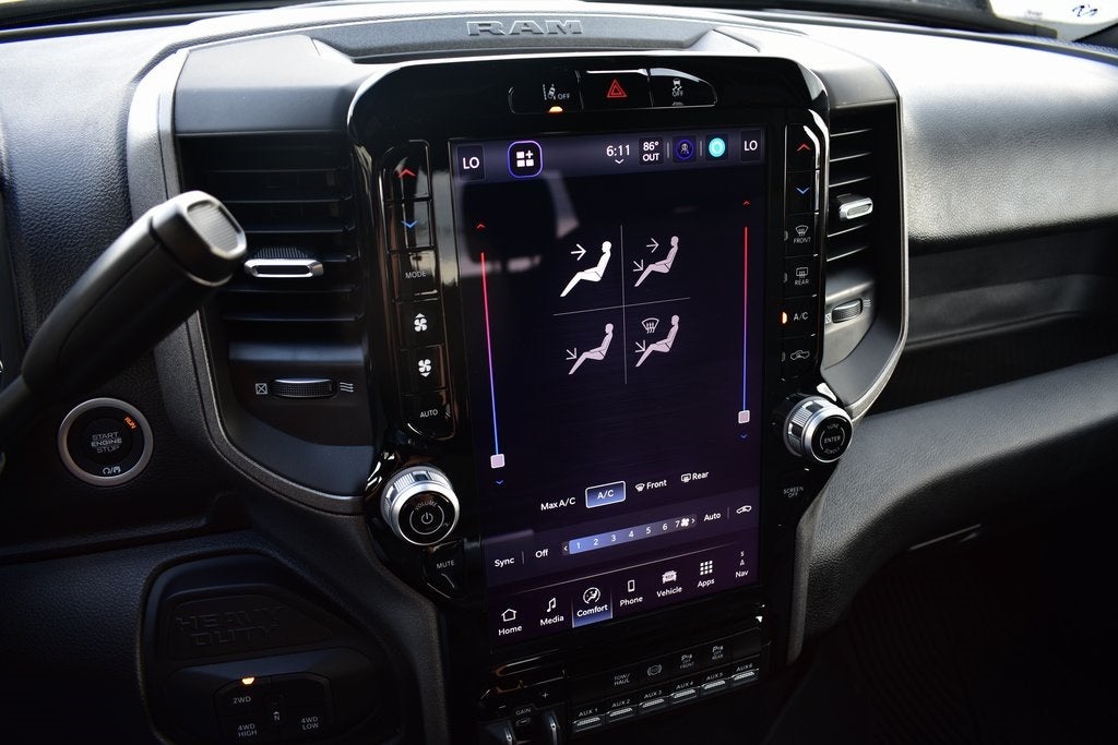 2025 RAM 2500 Tradesman Crew Cab 4x4 6'4" Box