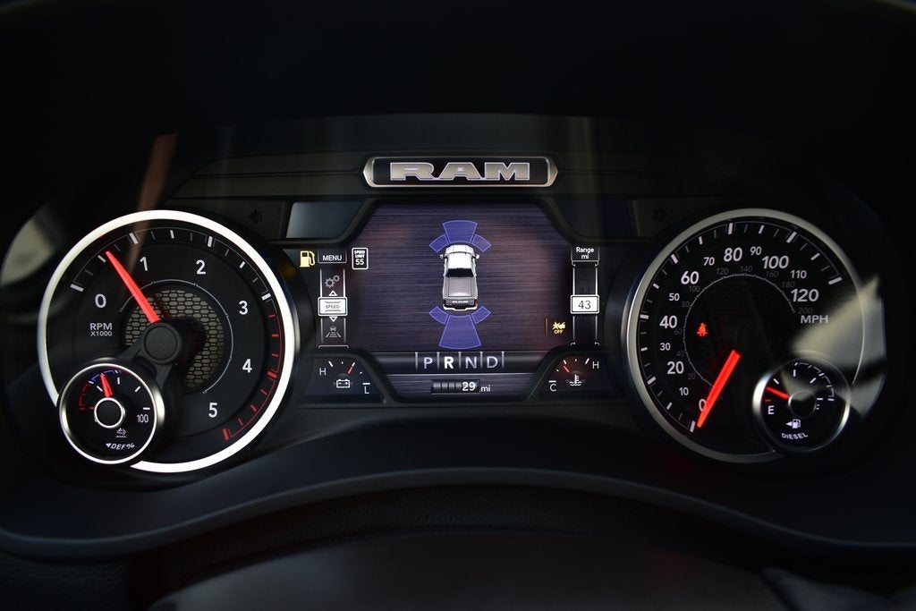 2025 RAM 2500 Tradesman Crew Cab 4x4 6'4" Box