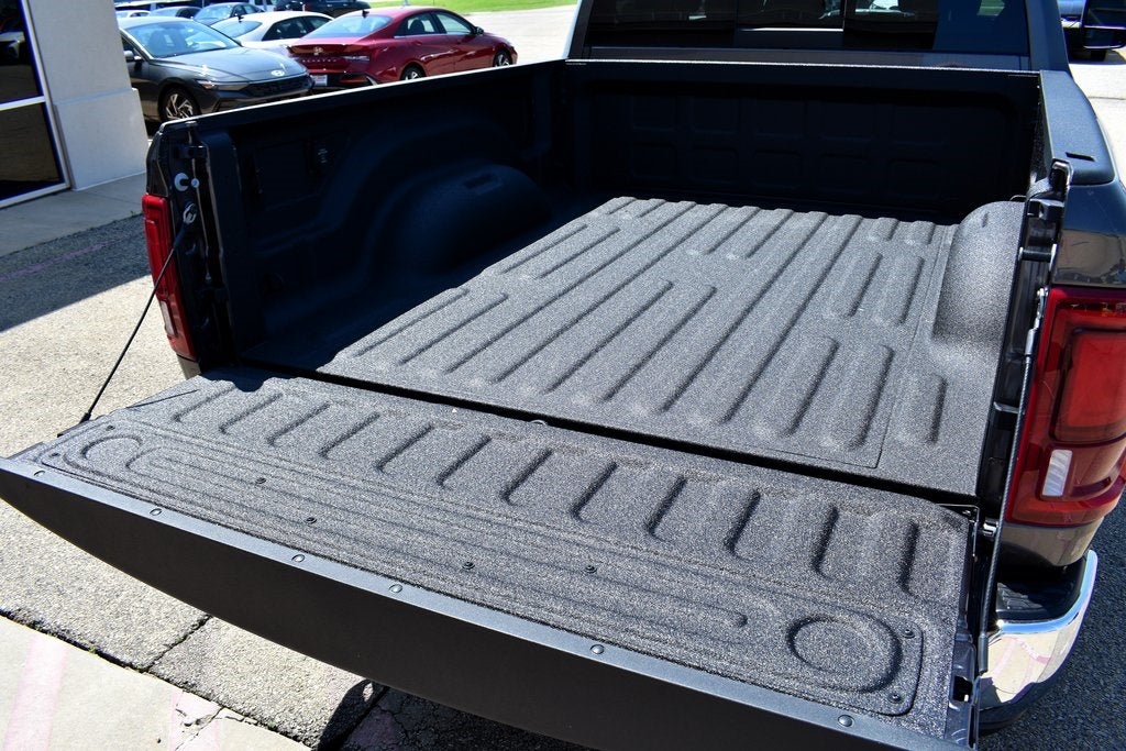 2025 RAM 2500 Big Horn Crew Cab 4x4 6'4" Box