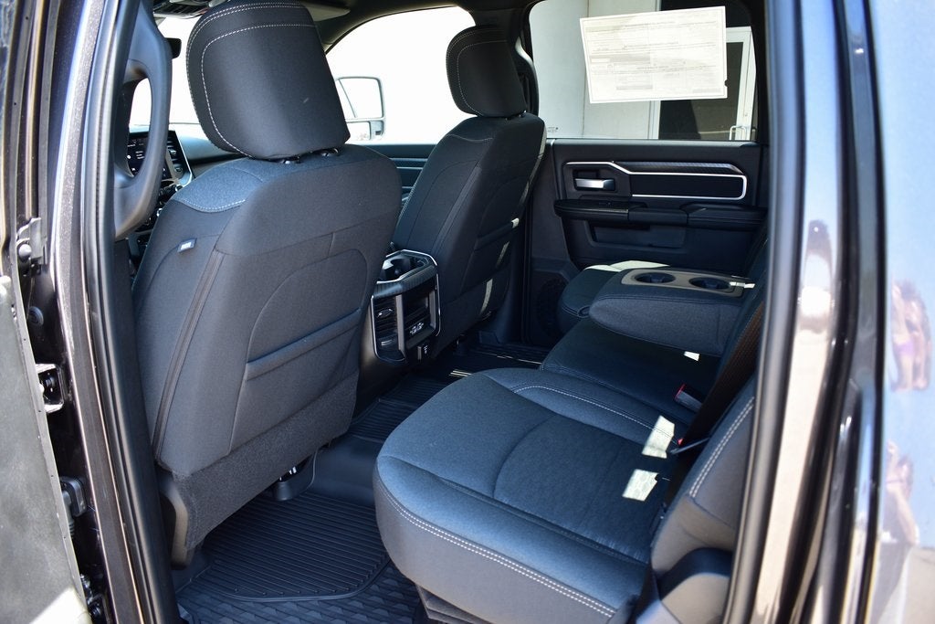 2025 RAM 2500 Big Horn Crew Cab 4x4 6'4" Box