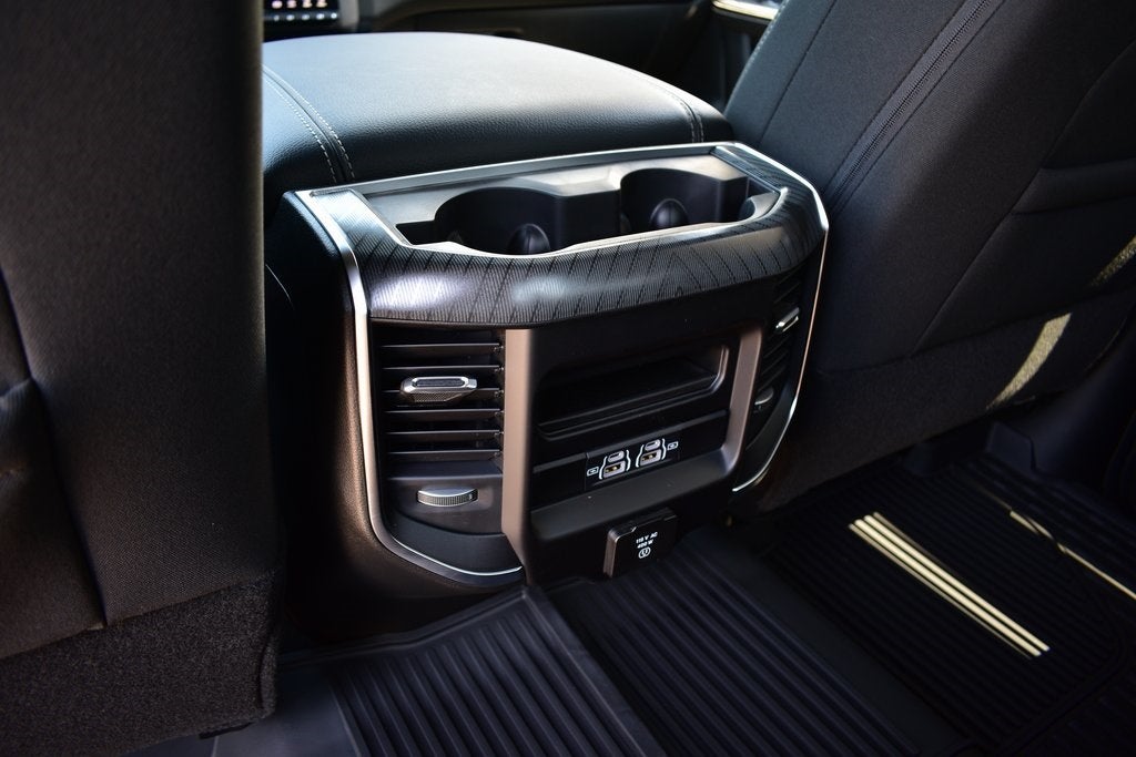 2025 RAM 2500 Big Horn Crew Cab 4x4 6'4" Box