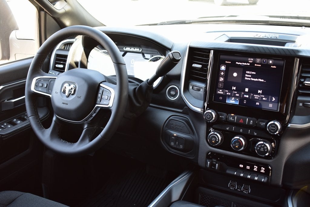 2025 RAM 2500 Big Horn Crew Cab 4x4 6'4" Box