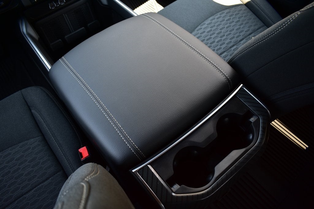 2025 RAM 2500 Big Horn Crew Cab 4x4 6'4" Box