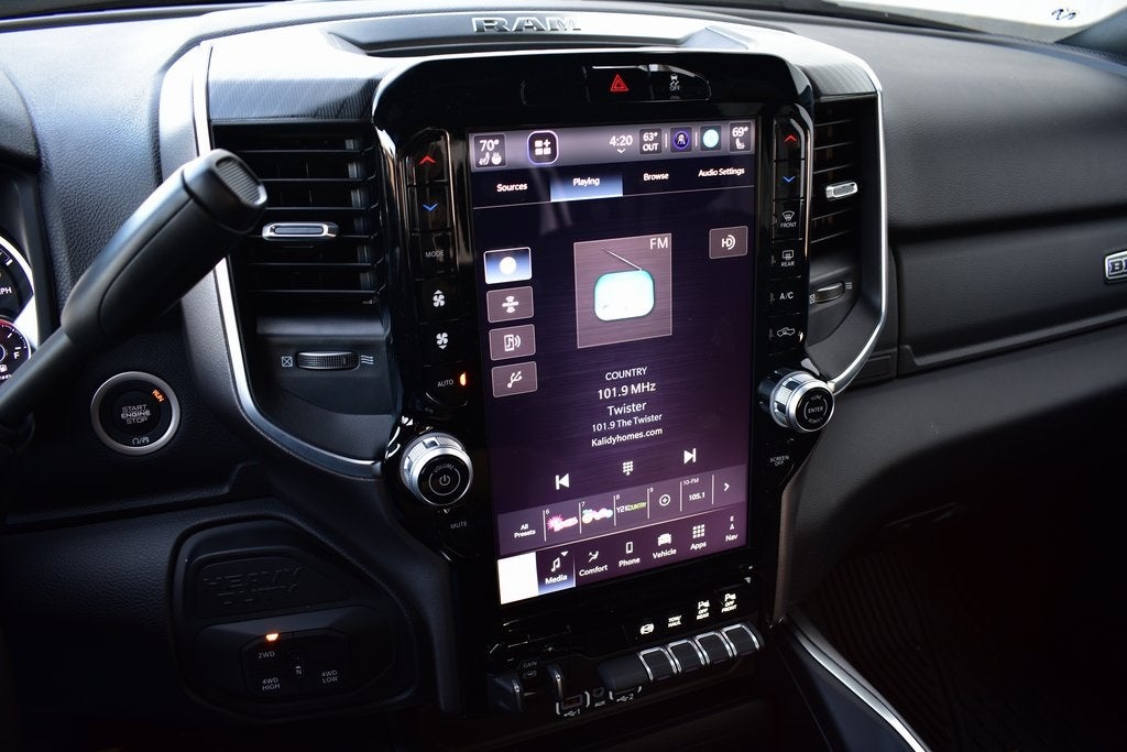 2026 RAM 2500 Big Horn Crew Cab 4x4 Night Edition