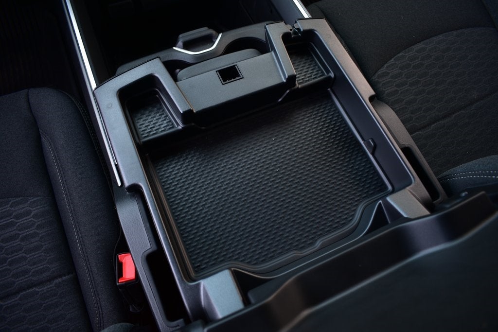 2026 RAM 2500 Big Horn Crew Cab 4x4 Night Edition