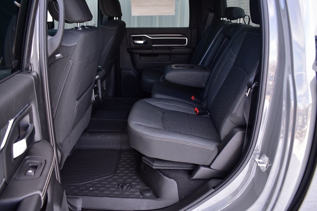 2026 RAM 2500 Big Horn Crew Cab 4x4 Night Edition