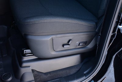 2026 RAM 2500 Big Horn Crew Cab 4x4 Night Edition