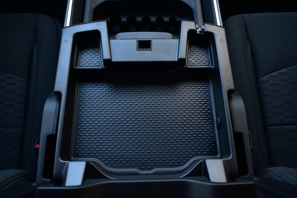 2026 RAM 2500 Big Horn Crew Cab 4x4 Night Edition