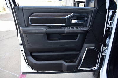 2026 RAM 2500 Laramie Night Crew Cab 4x4 6'4" Box