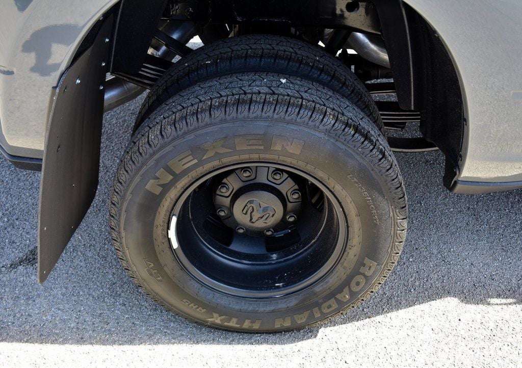 2026 RAM 3500 Tradesman Crew Cab 4x4 Long Box DRW