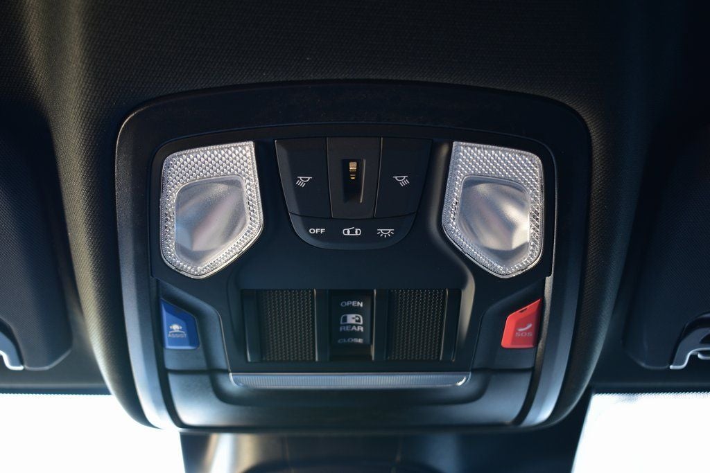 2026 RAM 3500 Tradesman Crew Cab 4x4 Long Box DRW