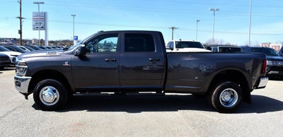 2026 RAM 3500 Tradesman Crew Cab 4x4 Long Box DRW