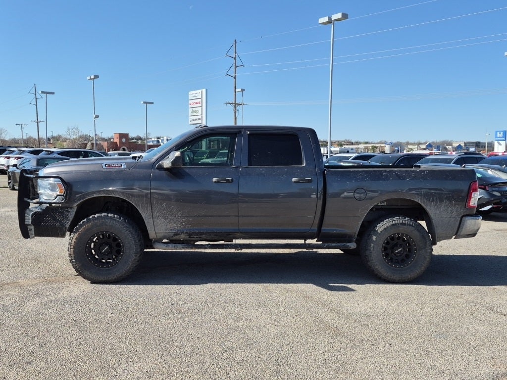 2019 RAM 2500 Tradesman Crew Cab 4x4 w/6.4L Hemi